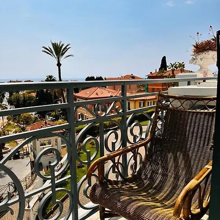 Un Diamante In Bordighera Exterior photo
